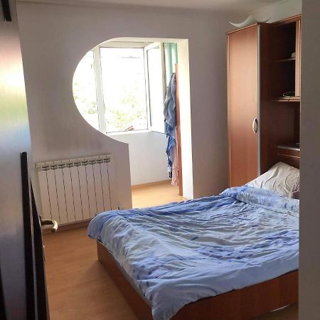Apartament Apartment Ramnicu Valcea Ngoại thất bức ảnh