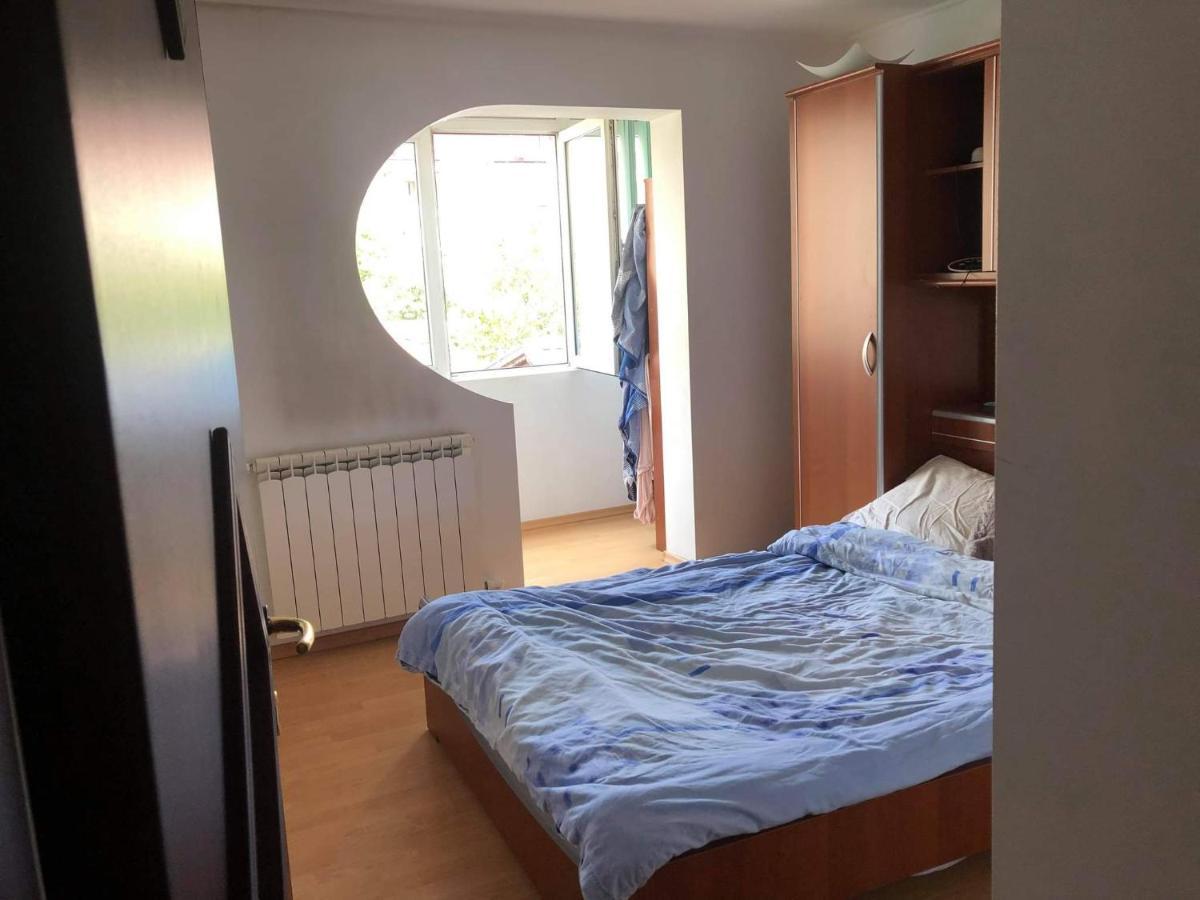 Apartament Apartment Ramnicu Valcea Ngoại thất bức ảnh